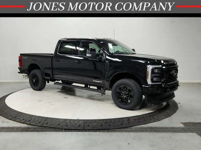 New 2026 Ford F250 Lariat w/ Black Appearance Package