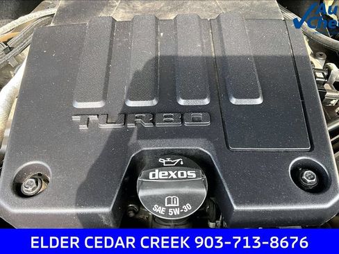 Used 2021 Chevrolet Silverado 1500 LT RWD image 32
