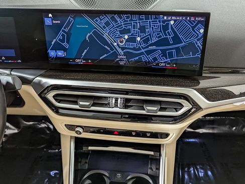 Certified 2023 BMW 330i xDrive Sedan w/ Driving Assistance Package image 34