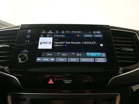 Used 2021 Honda Pilot Touring image 29