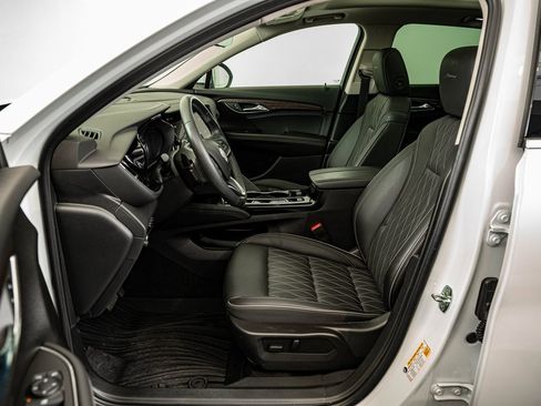 Used 2023 Buick Envision Avenir image 30