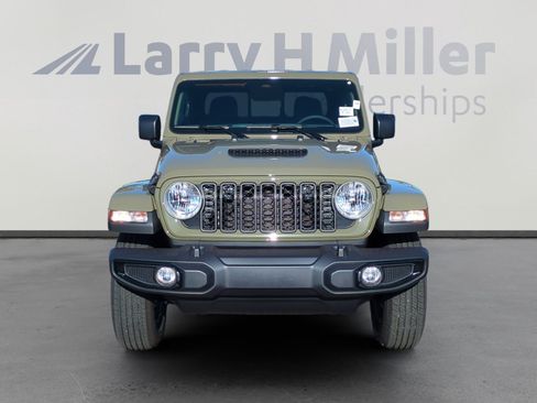 New 2026 Jeep Gladiator Sport image 8