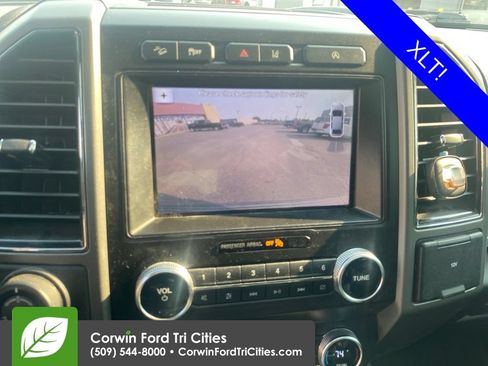 Used 2019 Ford Expedition XLT w/ Equipment Group 202A AWD/4WD image 5