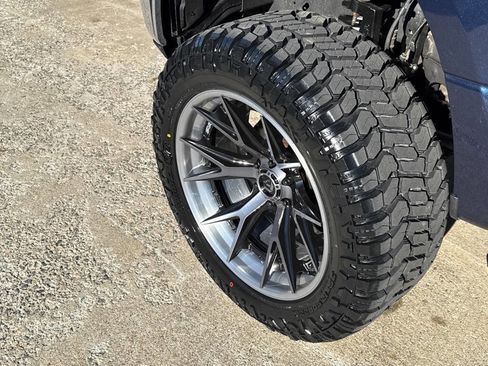 Used 2018 Ford F150 XLT w/ Equipment Group 302A Luxury image 10