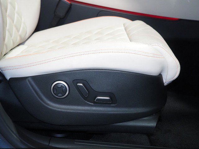 Used 2026 Genesis GV70 AWD 3.5T Sport Prestige image 77