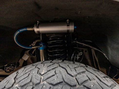 Used 2024 Ford F250 Platinum w/ Tremor Off-Road Package image 13