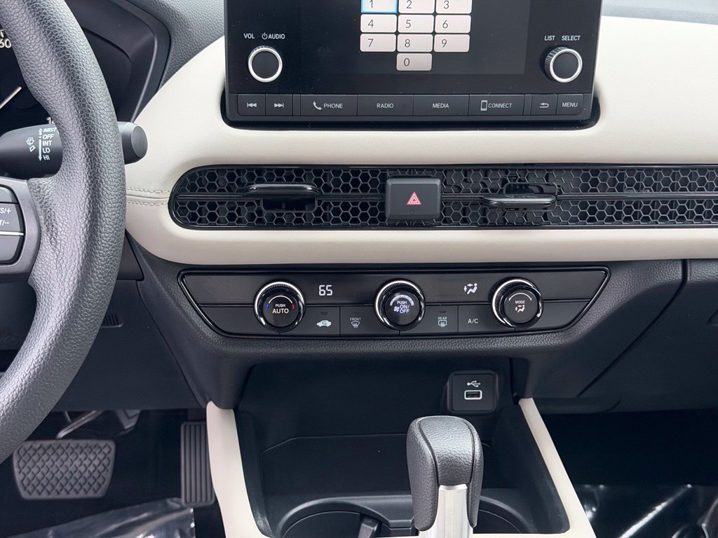 Certified 2024 Honda HR-V LX image 21