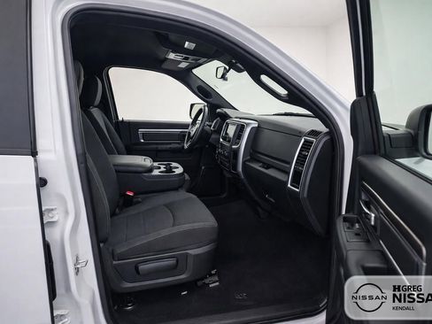 Used 2024 RAM 1500 Classic Warlock AWD/4WD image 11