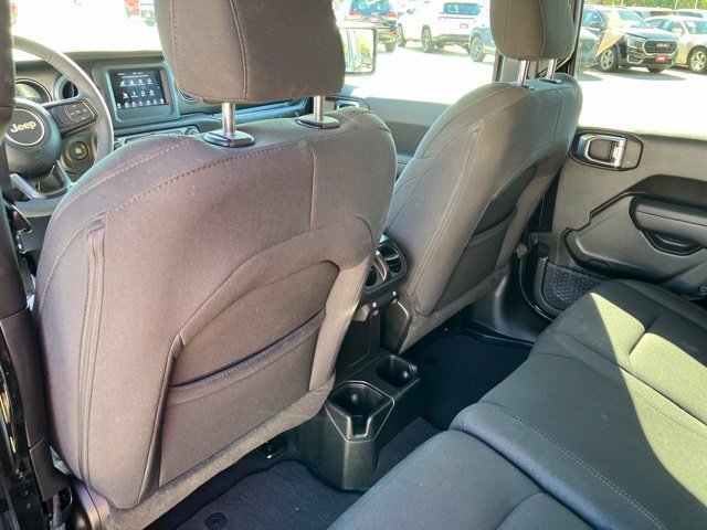 Used 2023 Jeep Wrangler Unlimited Sport AWD/4WD image 24