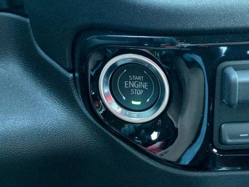 New 2026 Chevrolet Silverado 1500 LT w/ Texas Edition Plus AWD/4WD image 17