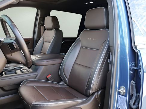 Used 2024 GMC Sierra 2500 Denali w/ Denali Reserve Package image 11