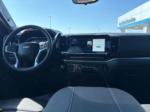 Used 2025 Chevrolet Silverado 2500 LTZ w/ LTZ Plus Package AWD/4WD image 15