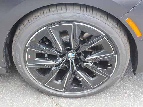 New 2026 BMW 740i RWD image 9