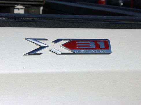 Used 2022 GMC Sierra 1500 SLT w/ SLT Premium Plus Package image 18