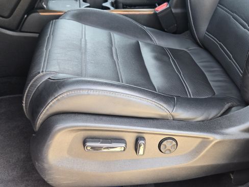 Used 2021 Honda CR-V Touring image 21
