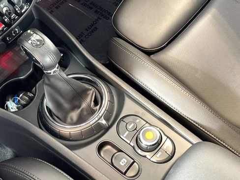 Used 2017 MINI Cooper Clubman ALL4 image 14