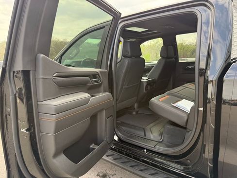 Used 2025 GMC Sierra 1500 AT4 w/ AT4 Premium Package image 22