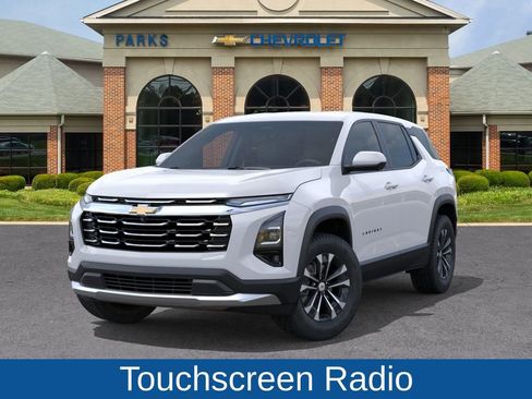 New 2026 Chevrolet Equinox LT FWD image 8