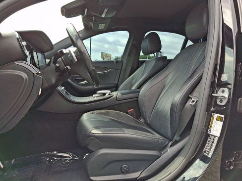 Used 2018 Mercedes-Benz E 300 4MATIC image 13