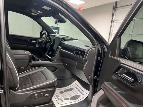 Used 2025 GMC Yukon AT4 Ultimate w/ LPO, Floor Liner Package image 59
