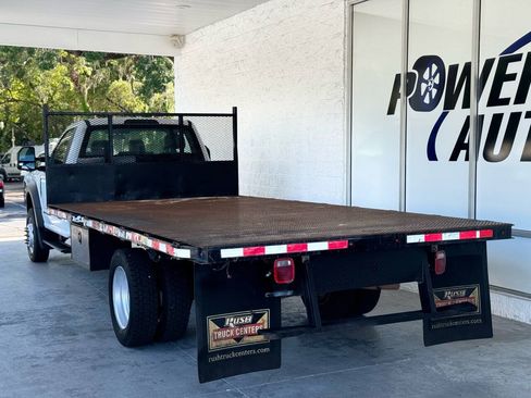 Used 2017 Ford F550 2WD Regular Cab Super Duty image 3