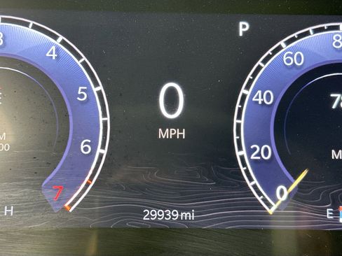 Used 2023 Jeep Grand Cherokee L Limited w/ Luxury Tech Group II RWD image 12