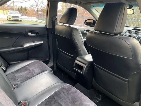 Used 2013 Toyota Camry SE w/ Leather Pkg image 29