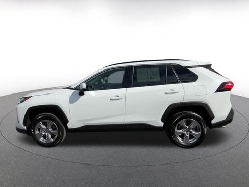 Used 2025 Toyota RAV4 XLE w/ Weather Package image 9
