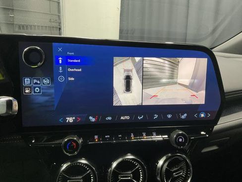 New 2025 Chevrolet Blazer EV LT image 24