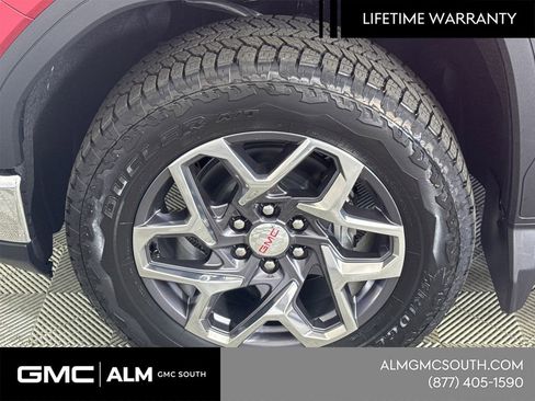 New 2026 GMC Sierra 1500 SLT w/ SLT Premium Plus Package image 13