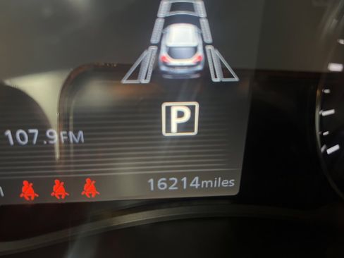 Used 2024 Nissan Kicks SV image 6