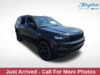 Used 2022 Jeep Grand Cherokee L Limited w/ Black Appearance Package