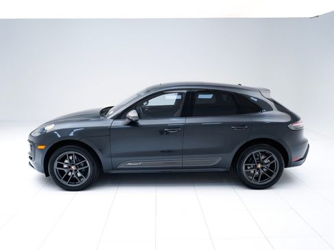 Used 2026 Porsche Macan AWD/4WD image 2
