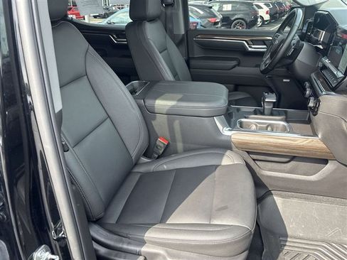 Certified 2025 Chevrolet Silverado 1500 LT Trail Boss w/ LT Trail Boss Premium Package AWD/4WD image 28