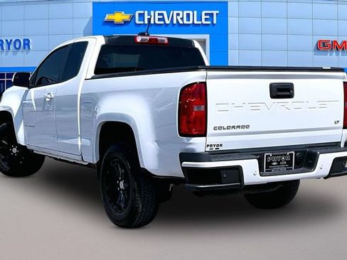 Used 2022 Chevrolet Colorado LT w/ Fleet Safety Package RWD image 4