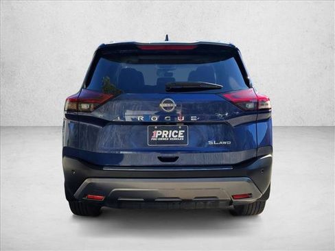 Used 2023 Nissan Rogue SL image 6