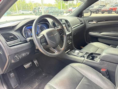 Used 2020 Chrysler 300 S w/ Safetytec Plus Group image 6