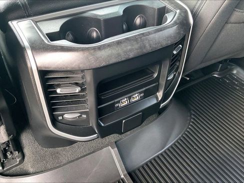 Used 2022 RAM 1500 Big Horn image 32