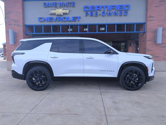 Used 2026 Chevrolet Traverse RS w/ LPO, Floor Liner Package AWD/4WD image 10