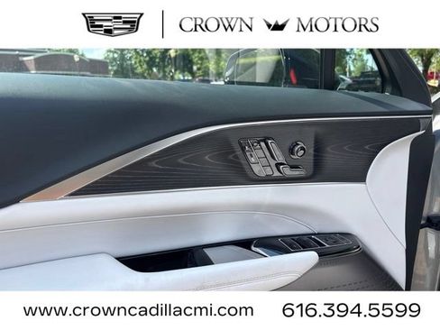 New 2026 Cadillac Lyriq Sport w/ LPO, Floor Liner Package AWD/4WD image 12