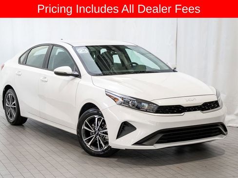 Used 2023 Kia Forte LXS w/ LXS Technology Package FWD image 1