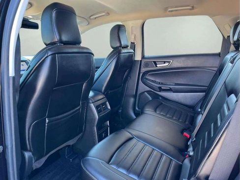 Used 2020 Ford Edge SEL image 20