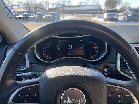Used 2018 Jeep Grand Cherokee Limited AWD/4WD image 23