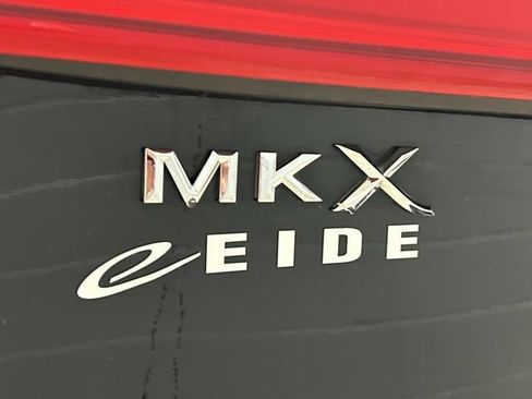 Used 2018 Lincoln MKX Reserve w/ Lincoln MKX Climate Package AWD/4WD image 29