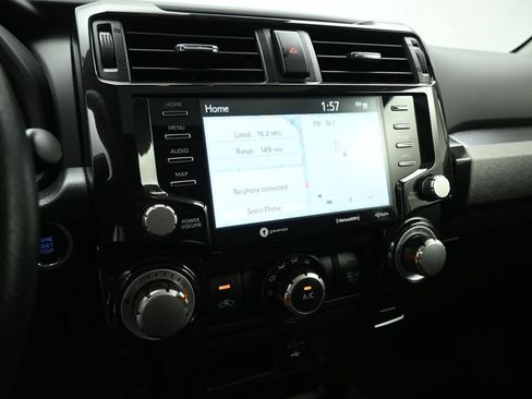 Used 2022 Toyota 4Runner TRD Off-Road Premium AWD/4WD image 15