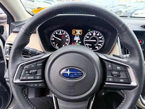 Certified 2025 Subaru Outback Limited image 18