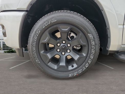 New 2026 RAM 1500 Lone Star AWD/4WD image 10