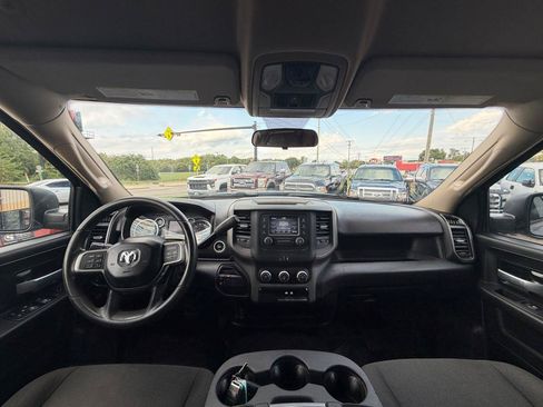 Used 2019 RAM 2500 Tradesman AWD/4WD image 9