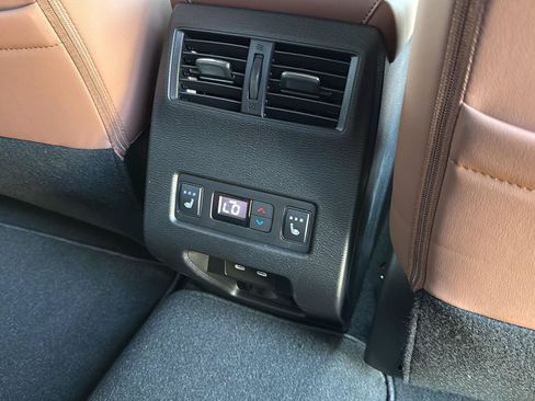 New 2026 Mitsubishi Outlander SEL AWD/4WD image 34