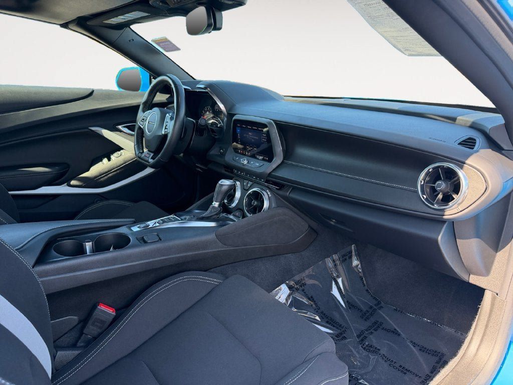 Used 2023 Chevrolet Camaro SS w/ Design Package 3 RWD image 26